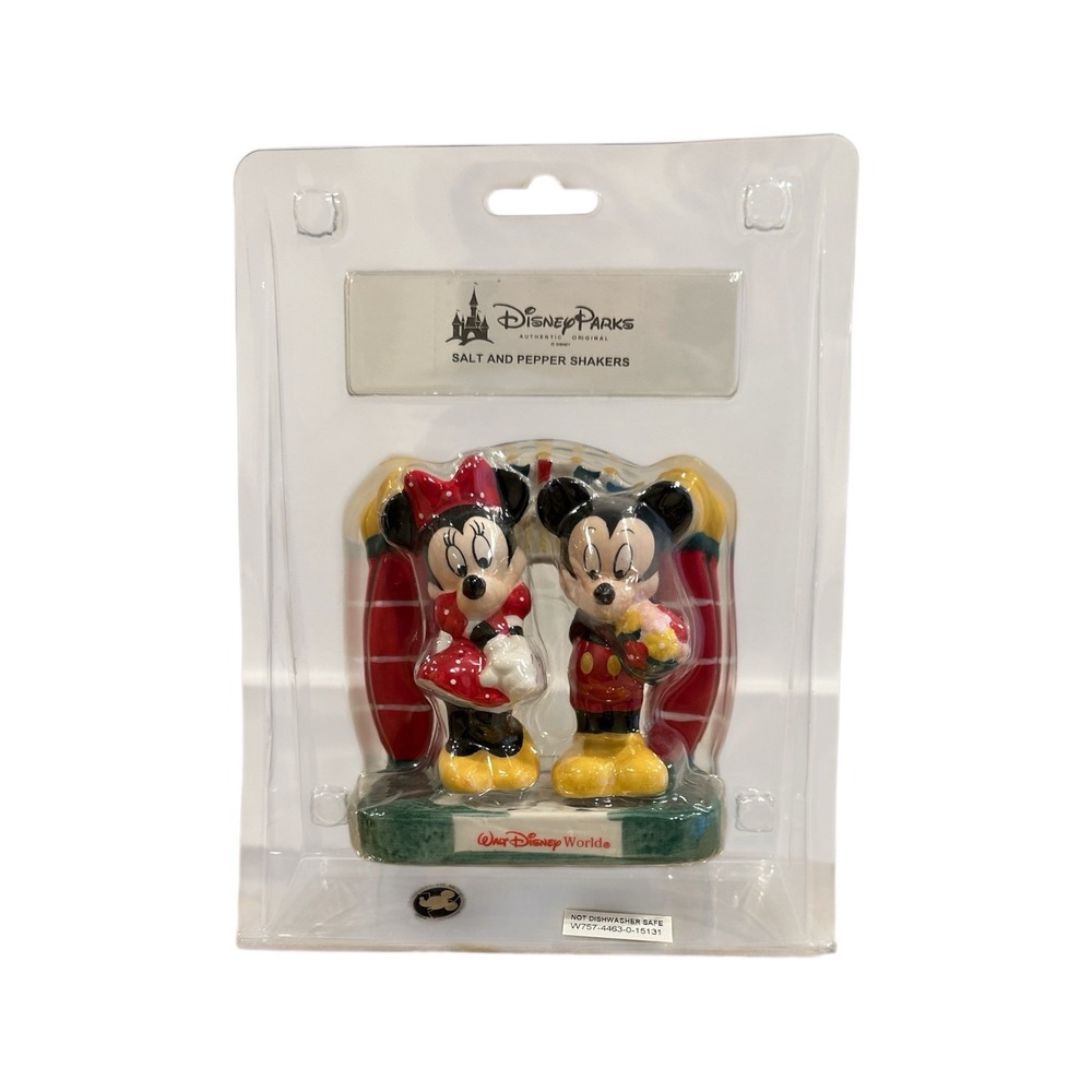 Walt Disney World Disney Parks Mickey & Minnie Salt & Pepper Shakers w Stand NOP